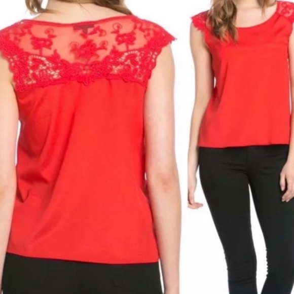 love J Tops - NWT lace detail top